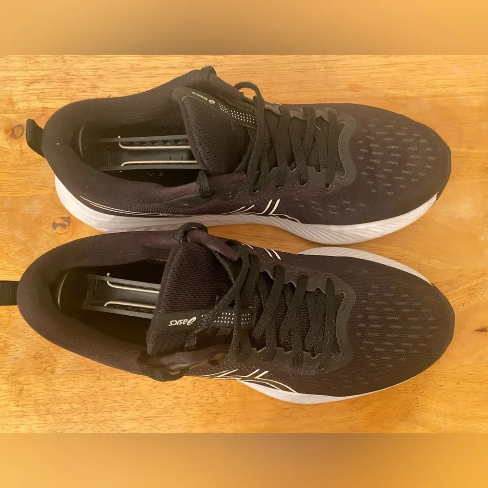 ASICS Black and White Woman’s Road Running Shoes